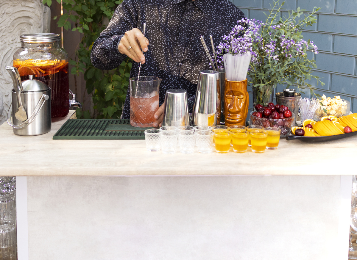 Happy Hour em casa: como montar seu barzinho personalizado